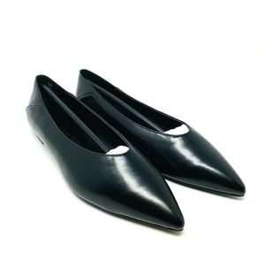 Lulus Black Flats Shoes Size 9M Pointed Toe